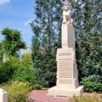 Herdenkingsmonument Met Infozuil