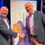 Rob Jorg En Gijs De Kruif Met Bokaal In Figi Zeist