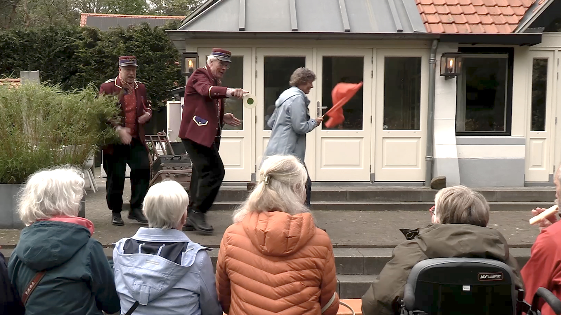 Histories: Fietsend langs vijf verhalen (video)